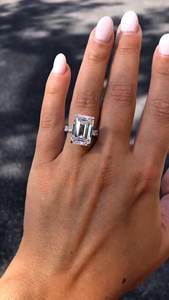 Bague de fiançailles en or massif 14k IGI Certificate Luxuous Halo and Pave Gift Ring for Women Lab Grown Radiant Cut Diamond - Product Image 6