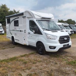 Luxury 4WD <b>Mini</b> Motorhome Camper Van Off-Road Caravan with Toilet Waterproof Modern Design Expanded Features for Home Camping - Product Image 4