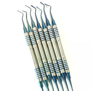 Détartreur dentaire manuel en acier inoxydable de haute qualité définit des instruments médicaux parodontaux pour les procédures chirurgicales dentaires - Product Image 4