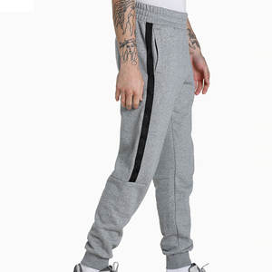 Pantalones de chándal para hombre con ajuste moderno y bolsillos funcionales para la comodidad diaria Pantalones de chándal de lana para hombre - Product Image 2
