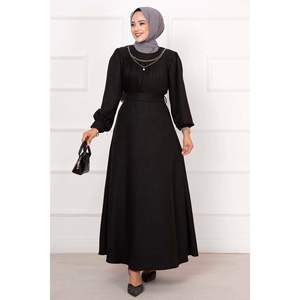 Robe Hijab noire personnalisée avec plissage sur le devant modeste longue Abaya musulmane pour l'hiver taille XS - Product Image 2