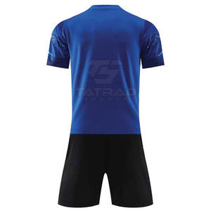 Tenue de football par sublimation à design unique, prix abordable, couleur personnalisée, haute qualité - Product Image 2