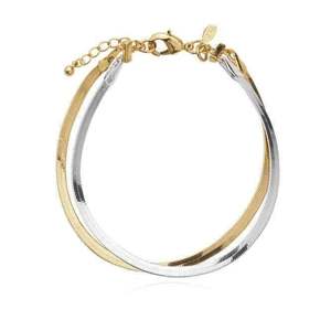 Modern Metal <b>Bracelet</b> Suitable For Contemporary Fashion Lovers Combining Style Comfort And Durable High Quality Metal Material - Product Image 4