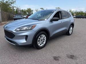 Ford Escape SE 4dr SUV AWD 2022 perfectamente usado - Product Image 6