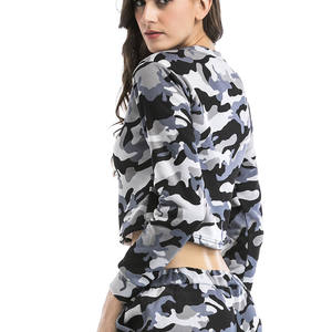 Ropa informal para mujer Sublimación Crop Hoodies Sudaderas Ropa recortada Sudadera con capucha Sin forro OEM completo Aplicado Sudaderas con capucha al por mayor - Product Image 2