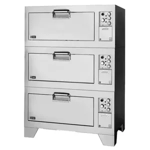 Four à rôtir électrique commercial Lang DO54R3M, triple niveau, 38x30, équipement de cuisson - Product Image 1
