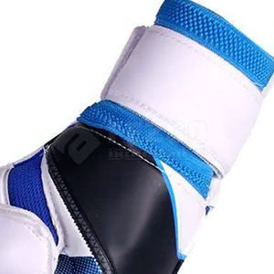 Prix raisonnable Gants de gardien de but de haute qualité Conception de logo personnalisé Gants de gardien de but confortables - Product Image 4