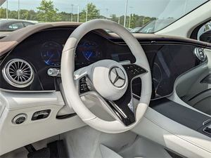 Offre Spéciale : Mercedes-Benz EQS SUV 580 4MATIC AWD d'occasion 2023 - Prêt à être expédié - Product Image 5