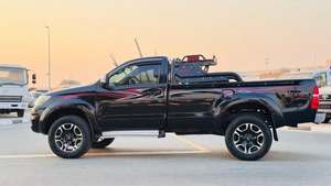 Toyota Hilux 1KD CC-3000 Diesel d'occasion 2014, conduite à gauche, cabine simple, couleur foncée - Product Image 2
