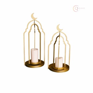 Lanterne porte-bougie en métal de style vintage pour le Ramadan |   Lanterne décorative imperméable et durable pour intérieur rustique, traditionnel et moderne - Product Image 6