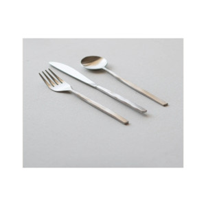 Juego de cubiertos de acero inoxidable hechos a mano de 3 juegos de cubiertos únicos para restaurante Hotel Hogar y fiesta para venta al por mayor - Product Image 1