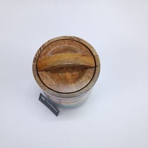 Pot à fruits sec en bois hermétique élégant avec impression en émail et poignée courbe Tradebyd - Product Image 5