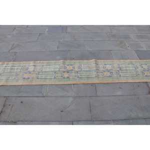 Alfombra vintage de 1.4x10.2 pies, alfombra turca con motivos de plantas y árboles azules - Product Image 4