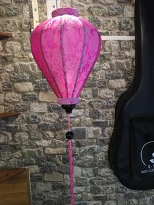 Lanterne en soie du Vietnam faite à la main | Lampe suspendue décorative traditionnelle Hoi An pour la maison, le jardin, le mariage et le festival - Product Image 2