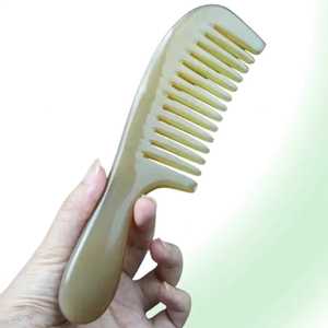 Peigne à cheveux artisanal en corne de vache, écologique, à dents fines, de luxe moderne, pour le soin personnel et la décoration intérieure, pour hommes et femmes MN EXPORTS - Product Image 3