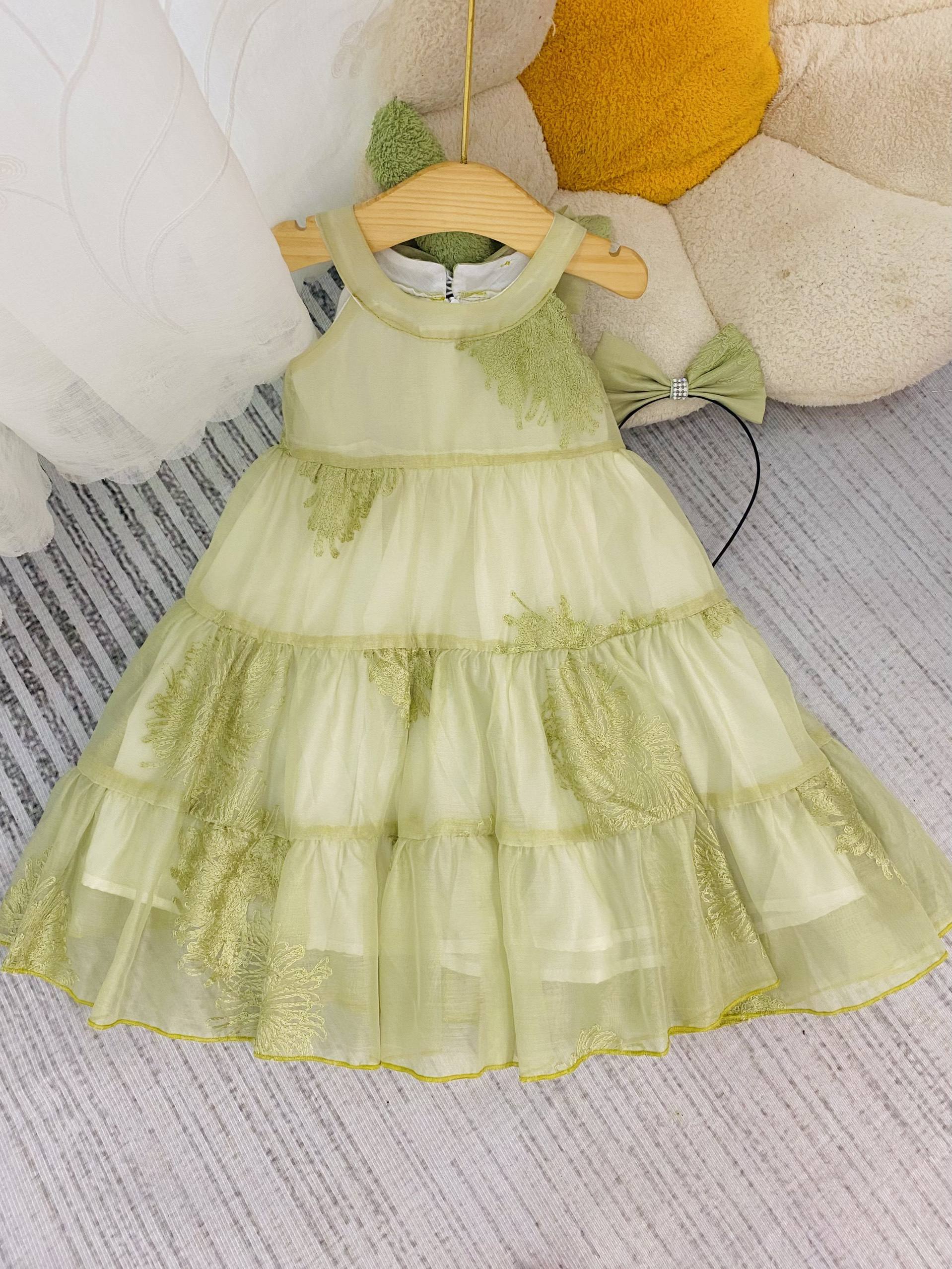 สีเขียวมอส