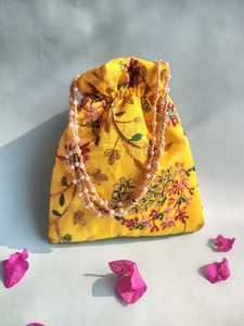 Bolsa de potli bordada rajasthani con cordón y Asa de cuentas bolsa hecha a mano favor de la boda regalo de devolución shagun baby shower Diwali - Product Image 2