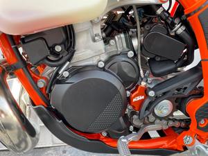 En Stock: Nuevas Motocicletas de Aventura KT/M 300 X.C-W Hard Enduro 2025 para Adultos, con 2 Años de Garantía, Disponibles para Pedidos al por Mayor - Product Image 5