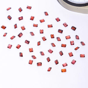 Fabricante directo de alta calidad mejor tasa al por mayor suelta 6x4 corte esmeralda rojo granate Octágono piedra preciosa natural - Product Image 1