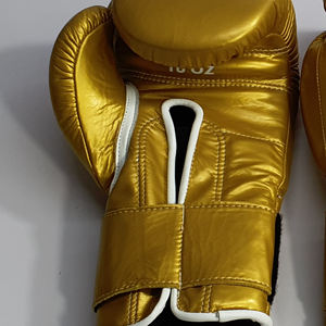 Hot Selling Wholesale Customized Real Leather Boxing Gloves Made with Good Quality <b>Metallic</b> Leather Custom Boxing Gloves - Product Image 2