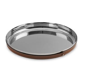 Élégant plateau de service décoratif en acier inoxydable conçu pour les banquets formels en famille et les occasions en plein air - Product Image 4
