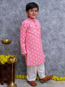 Ensemble pyjama Kurta en coton d'excellente qualité pour garçons | Tenue ethnique confortable du fabricant indien - Product Image 4