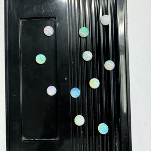 Ópalo etíope blanco, ópalo blanco fuego iluminado por la luna de forma redonda - Product Image 2