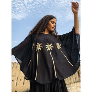 Ensemble poncho et jupe brodés Zahra - Tenue décontractée 2 pièces - Product Image 3