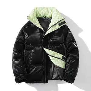 Veste matelassée à capuche coupe-vent et respirante de qualité supérieure pour homme, avec fermeture éclair et boutons personnalisés, idéale pour l'automne, manteau brillant tendance promotionnel - Product Image 1