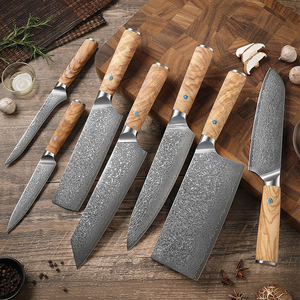 Couteau de chef professionnel personnalisé usine Pakistan Premium Damas en acier VG-10 lame tranchante fait à la main manche en bois va au lave-vaisselle - Product Image 4