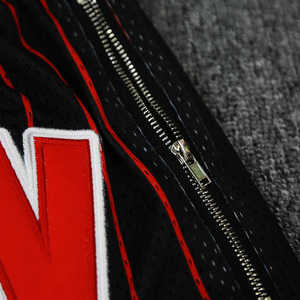 Short de basket-ball pour hommes en gros Double design personnalisé Short de basket-ball rétro en maille - Product Image 5