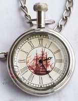 Horloge de poche nautique moderne en laiton plaqué or poli, faite à la main, avec longue chaîne, thème marine, marine royale, objet de collection, cadeau, longue durée de vie