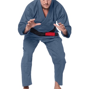 2023 coton de qualité supérieure BJJ karaté Gi confortable OEM personnalisable Arts martiaux ensemble bas prix uniforme soie matériel réunion client - Product Image 3