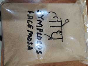 Poudre de soin capillaire biologique de qualité supérieure avec Amla, Moringa, Bayleaf et Brahmi pour cheveux abîmés - Force, brillance et santé du cuir chevelu - Product Image 6