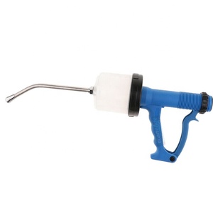 Fabrication en gros Pistolet de trempe automatique de haute qualité Drencher vétérinaire Drencher réutilisable Instrument en acier - Product Image 5