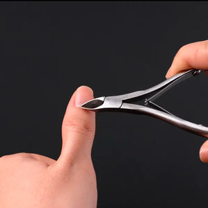 Coupe-ongles professionnel en acier inoxydable lame incurvée argentée coupe-ongles à cuticules pour le soin des ongles - Product Image 5