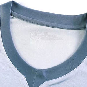 Uniforme de fútbol de Color personalizado de calidad superior Ropa deportiva Uniforme de fútbol de Venta caliente Hecho en Pakistán - Product Image 3