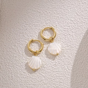 Nagosa grace 925 sterling silver 18k gold vermeil <span class=keywords><strong>madreperla</strong></span> <span class=keywords><strong>orecchini</strong></span> a cerchio con perle per le donne - Product Image 2