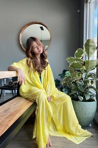 Mono ligero informal de verano transpirable y fácil de usar con cuello en V para mujer al mejor precio - Product Image 4