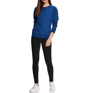 Sweat-shirts respirants pour femmes 2025 tenue décontractée avec logo avant à col rond uni de conception OEM personnalisée pour l'hiver - Product Image 3
