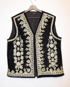 เสื้อกั๊กผ้าขนสัตว์สไตล์ชาติพันธุ์อัฟกานิสถาน แขนกุด แต่งลูกไม้ สำหรับผู้ชาย ปักมือ ระบายอากาศ แห้งเร็ว ใส่สบายในฤดูใบไม้ร่วง - Product Image 3