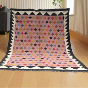 Espaces de vie intérieurs luxueux Revêtement de sol Texture douce Hauteur de pile en peluche Fabriqué à la machine pour chambres Salons Salons - Product Image 1