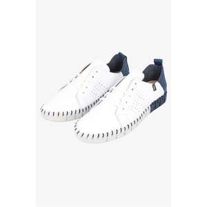 Zapatillas planas cerradas - Product Image 2