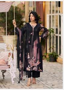 คอลเลกชั่น salwar kameez ผ้าฝ้ายสนามหญ้าพิมพ์ดิจิตอลมีแคตตาล็อกเต็มรูปแบบในอัตราขายส่งงานฝีมือแฟนซี - Product Image 5