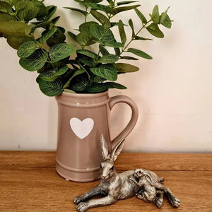 Pichet à eau en résine de polyester au design classique Texture en résine avec motif tourbillon d'abricot Aqua pour la cuisine Cadeaux de Noël - Product Image 1