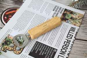 Ouvre-bouteille de bière en bois à poignée personnalisable de haute qualité Ouvre-bouteille en bois de qualité - Product Image 2