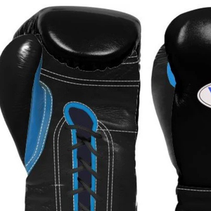 ถุงมือชกมวยแบบผูกเชือก Winning สีดำ-ฟ้า หนังพรีเมียม สำหรับการแข่งขันมวย ฝึกซ้อม และสปาร์ริง คุณภาพงานแฮนด์เมด ขนาด 8 ออนซ์ - Product Image 4