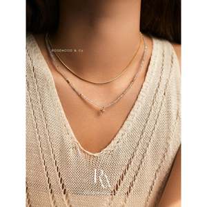 Collana di perle di pietra di luna grigia con ciondolo a perle dorate, catena a maglia box stile Stella Polare, collana a catena celeste di tendenza - Product Image 4