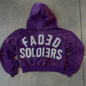 Sweats à capuche pour femmes les plus vendus Nouveau design Impression 3D en relief Logo brodé Faible MOQ Tricoté 100% coton Fabriqué au Pakistan - Product Image 3