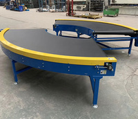 Bande transporteuse en PVC de qualité alimentaire personnalisée, 90/180 degrés, vitesse réglable, pour le traitement des fruits, légumes et fruits de mer, garantie 1 an